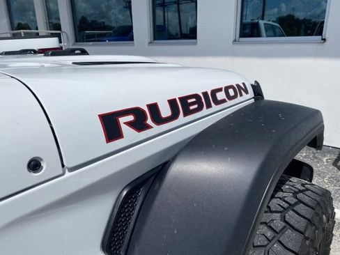 Used 2024 Jeep Wrangler Rubicon AWD/4WD image 4