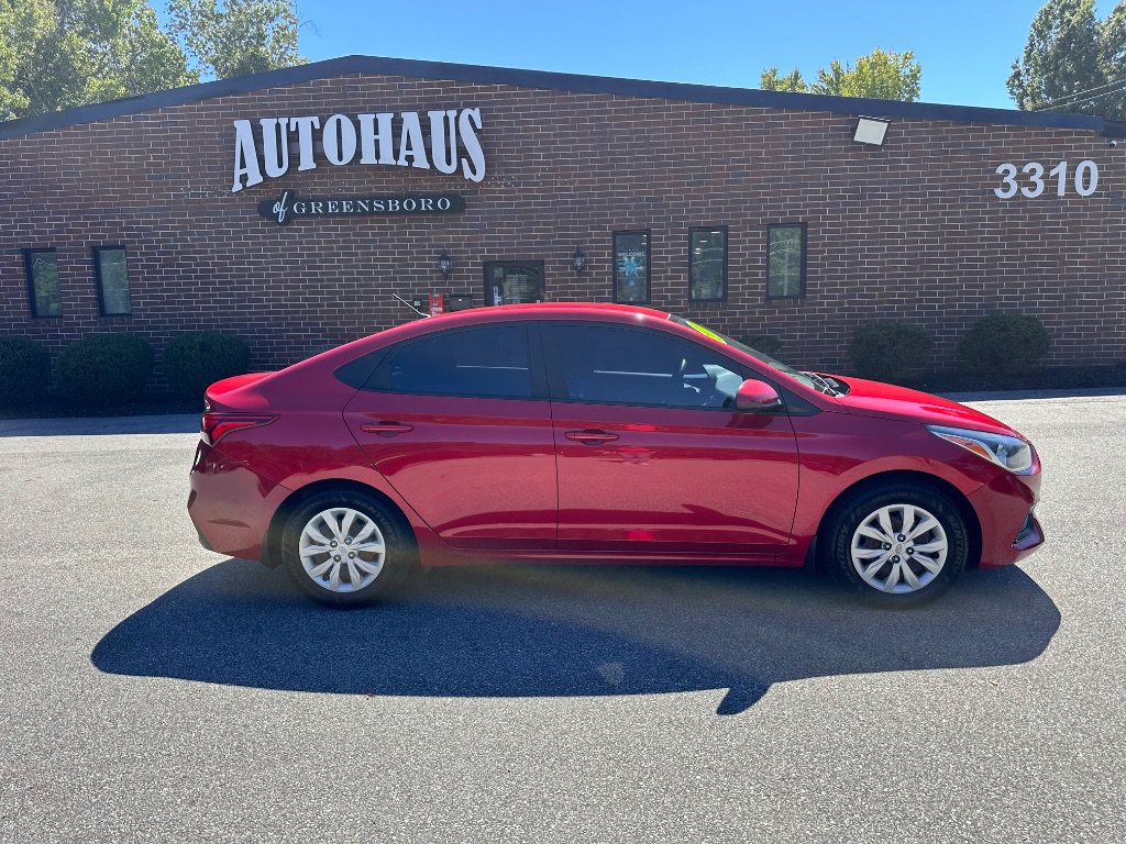 Used 2022 Hyundai Accent SE FWD image 8