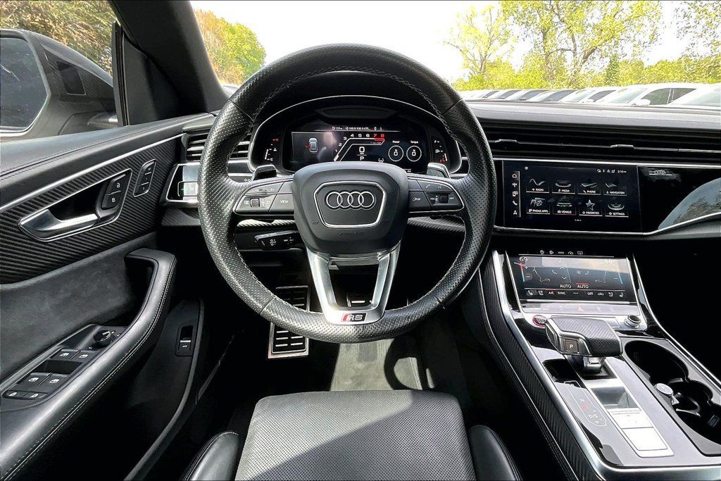 Used 2023 Audi RS Q8 AWD/4WD image 7