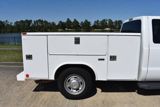 Used 2016 Ford F250 XL w/ Power Equipment Group RWD image 4
