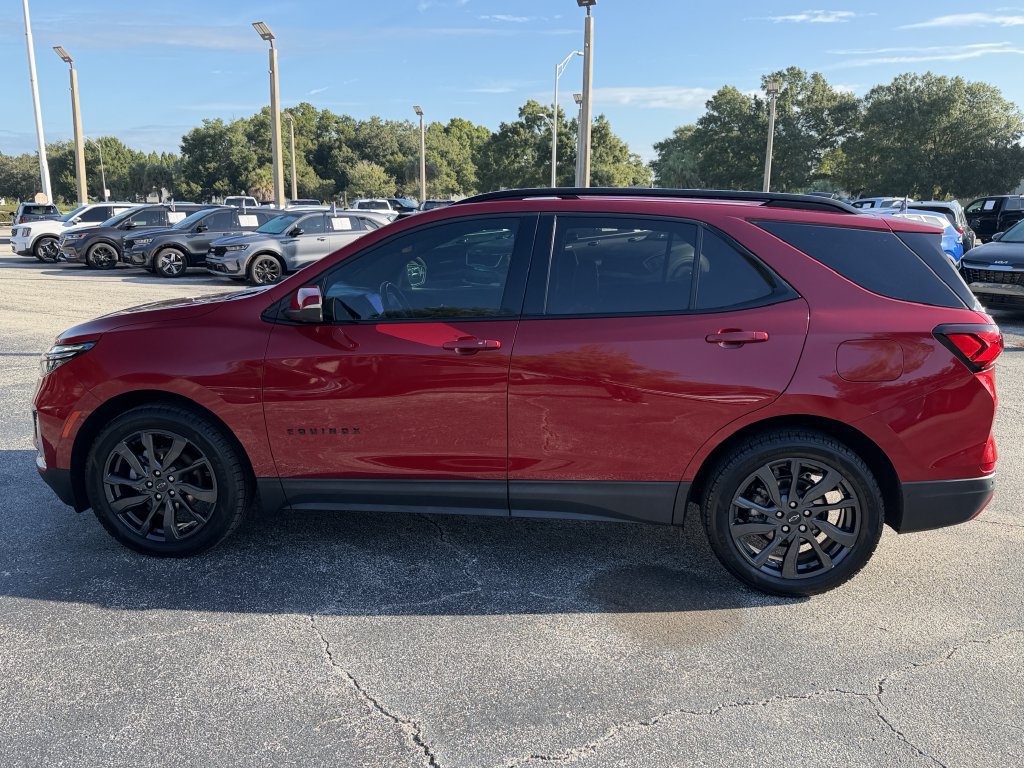 Used 2022 Chevrolet Equinox RS w/ RS Leather Package FWD image 8