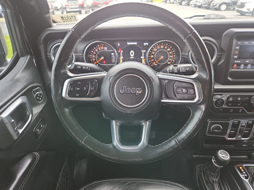 Used 2018 Jeep Wrangler Unlimited Sahara w/ Cold Weather Group AWD/4WD image 13