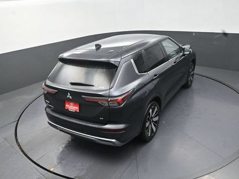 Used 2025 Mitsubishi Outlander SE AWD/4WD image 29