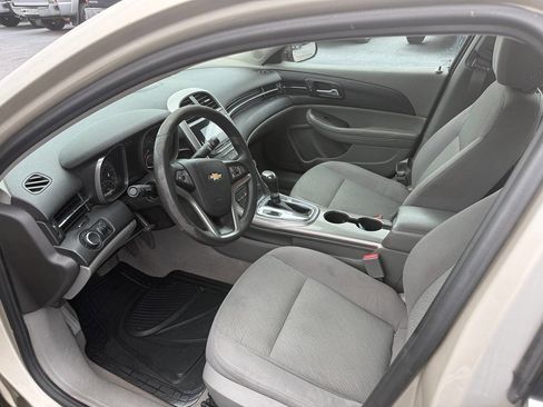 Used 2013 Chevrolet Malibu LS FWD image 12