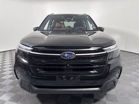 Used 2025 Subaru Forester Touring image 11