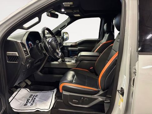 Used 2017 Ford F150 Raptor w/ Equipment Group 802A Luxury image 9