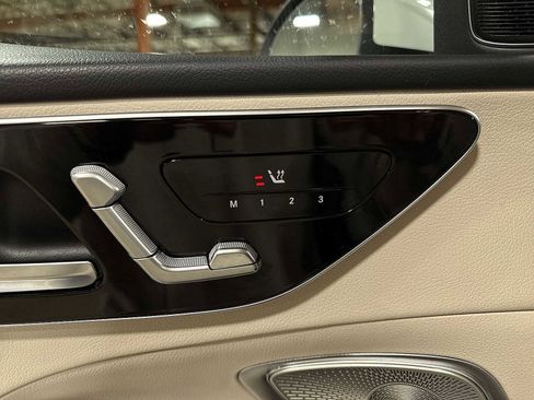 Used 2022 Mercedes-Benz C 300 4MATIC Sedan image 24