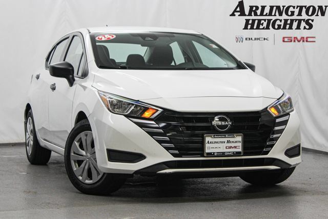 Used 2024 Nissan Versa S w/ Trunk Package FWD image 1