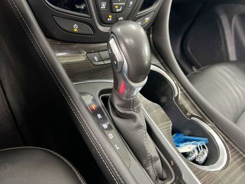 Used 2020 Buick Envision Essence image 17