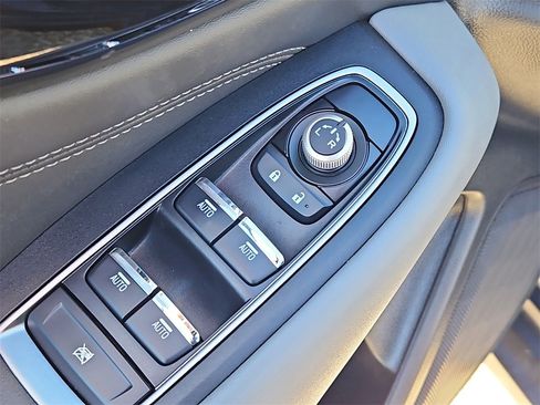 Used 2023 Subaru Outback Limited XT image 31