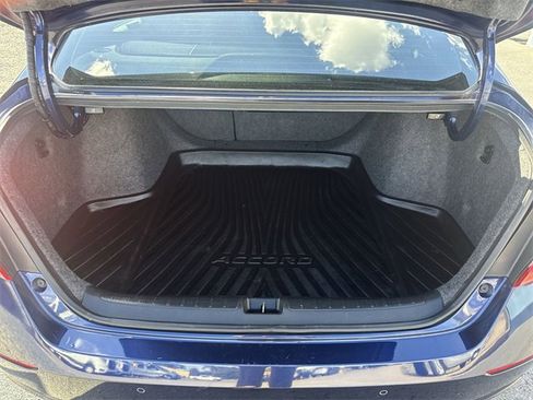 Used 2018 Honda Accord EX-L image 23