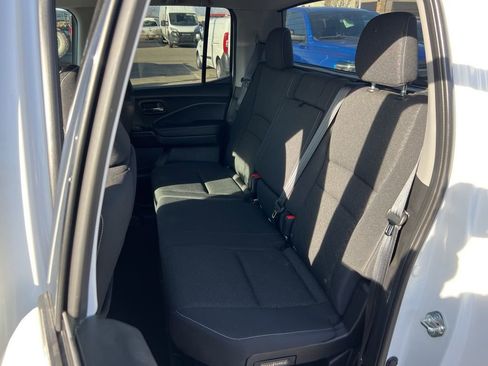 Used 2021 Honda Ridgeline Sport image 10