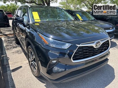 Used 2023 Toyota Highlander L