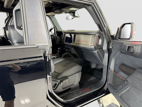 Used 2023 Ford Bronco Raptor AWD/4WD image 30