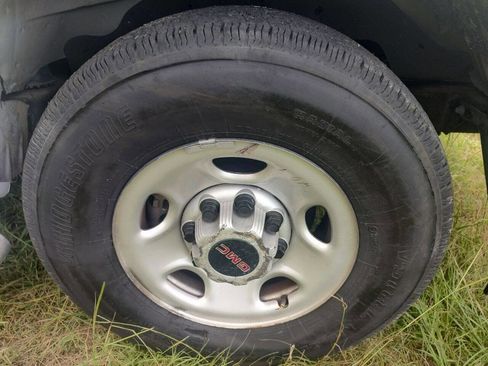 Used 2021 GMC Savana 2500 w/ Driver Convenience Package image 26