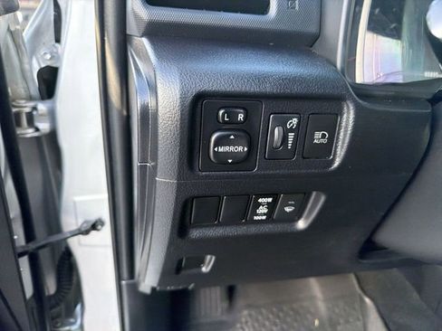 Used 2022 Toyota 4Runner SR5 RWD image 11