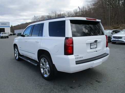 Used 2019 Chevrolet Tahoe LT w/ LT Signature Package image 7