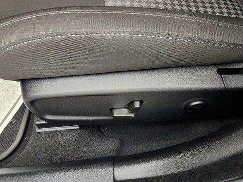 Used 2021 Dodge Charger Scat Pack RWD image 11