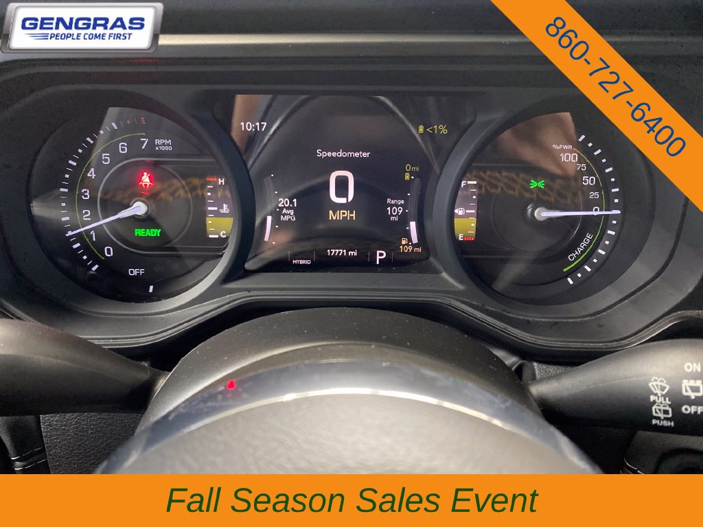 Used 2024 Jeep Wrangler Unlimited Sahara w/ Technology Group AWD/4WD image 23