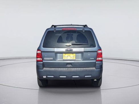 Used 2011 Ford Escape Limited w/ 301A Rapid Spec Order Code FWD image 7