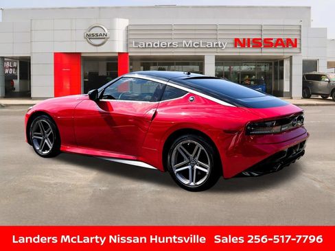 Used 2025 Nissan Z Sport w/ Floor Mat Package RWD image 5