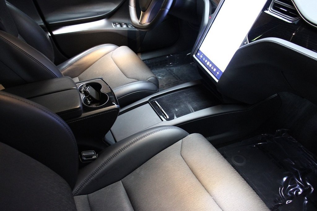 Used 2018 Tesla Model S AWD image 27