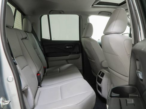 Used 2017 Honda Ridgeline RTL-E image 42