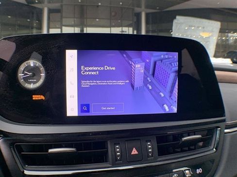 Certified 2025 Lexus ES 350 w/ Premium Package image 18