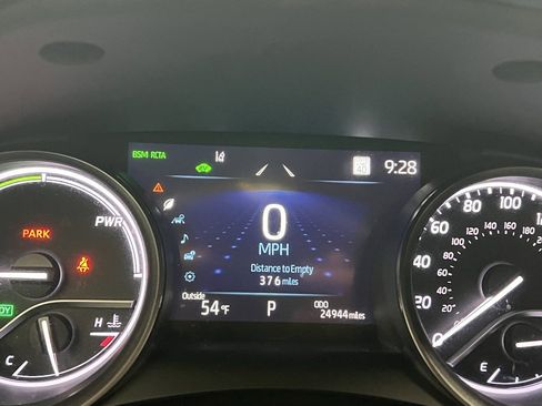 Used 2023 Toyota Camry XSE w/ Cold Weather Package image 12