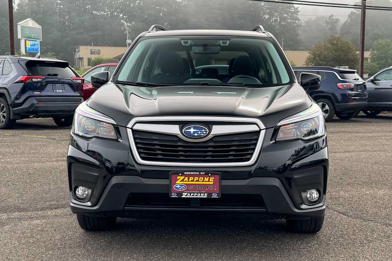 Used 2021 Subaru Forester Premium AWD/4WD image 8