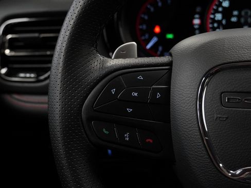 Certified 2025 Dodge Durango GT image 40