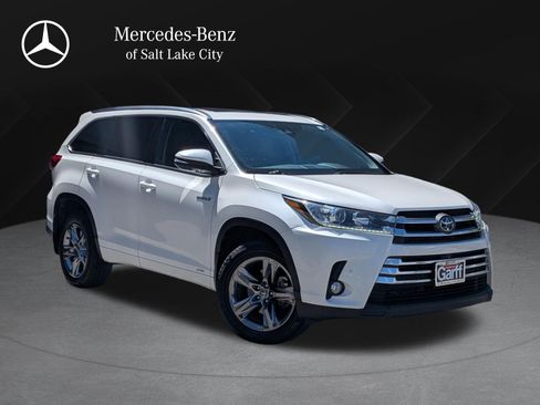 Used 2018 Toyota Highlander Limited Platinum AWD/4WD image 1