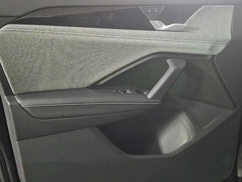 Used 2025 Volkswagen Tiguan S AWD/4WD image 14