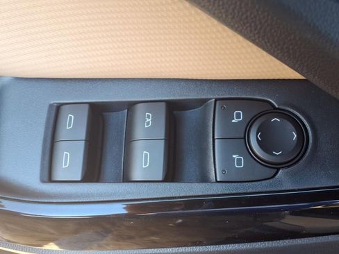 New 2026 Chevrolet Equinox ACTIV w/ Safety and Technology Package image 8