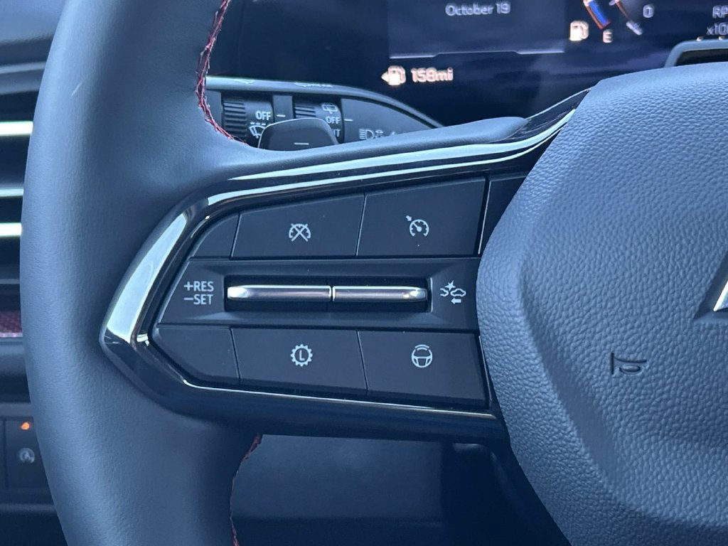 New 2027 Chevrolet Traverse RS w/ LPO, Floor Liner Package FWD image 28