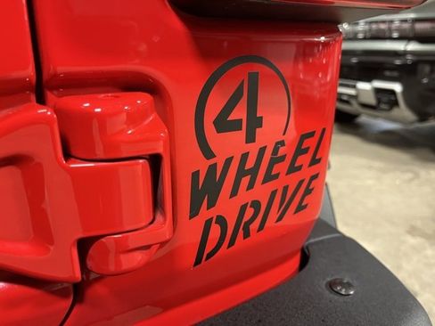 Used 2022 Jeep Wrangler Unlimited Rubicon image 34