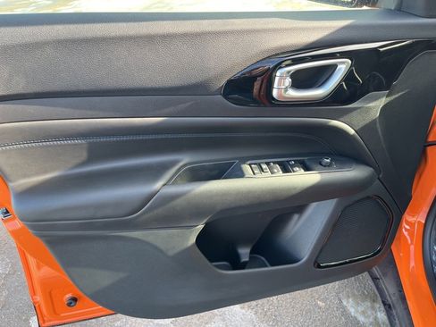 New 2026 Jeep Compass Limited image 18