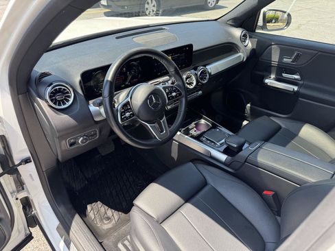 Used 2023 Mercedes-Benz EQB 350 4MATIC SUV w/ Exclusive Package image 20