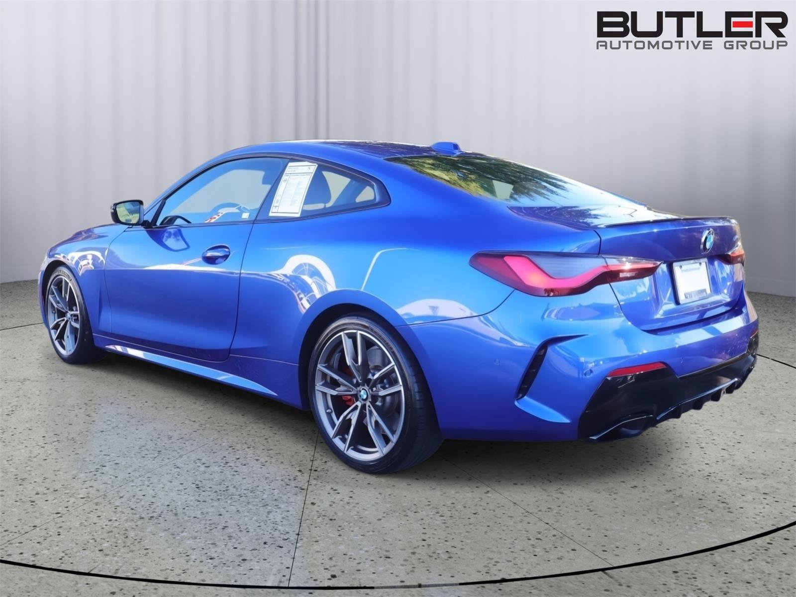 Used 2024 BMW M440i Coupe w/ Premium Package RWD image 5