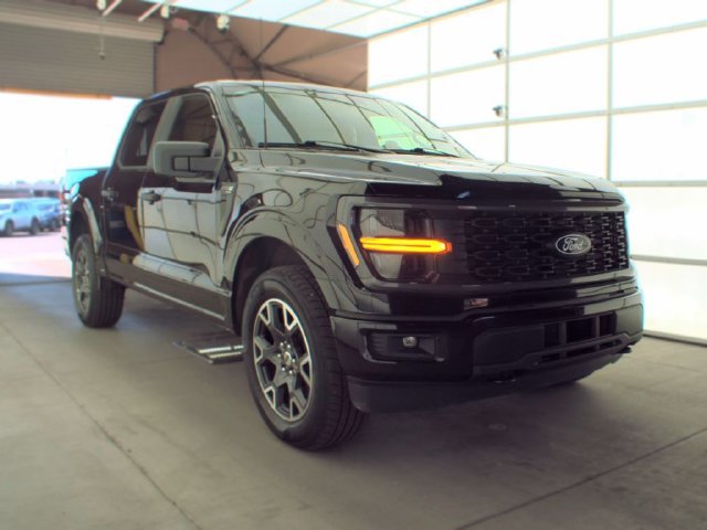 Used 2024 Ford F150 STX AWD/4WD image 3