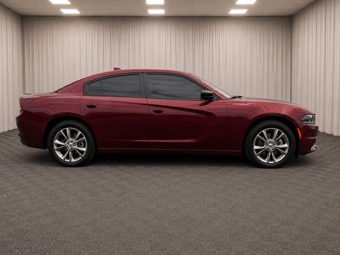 Used 2023 Dodge Charger SXT AWD/4WD image 2
