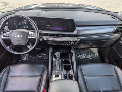 Used 2025 Kia Telluride S FWD image 18