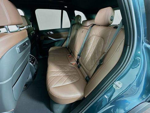 New 2026 BMW X5 xDrive50e image 17
