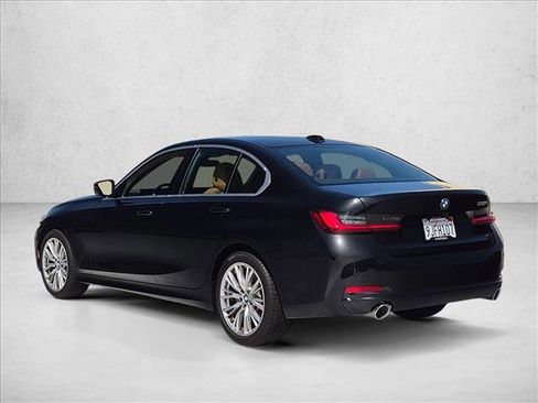 Used 2024 BMW 330i Sedan w/ Convenience Package RWD image 8