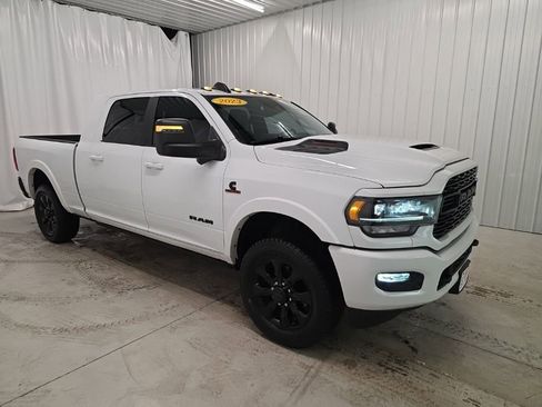 Used 2023 RAM 3500 Limited image 9