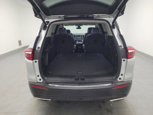 Used 2019 Buick Enclave Essence image 29