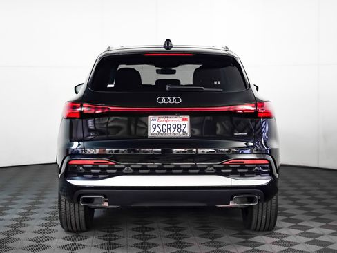 Certified 2025 Audi Q5 Premium w/ Convenience Package image 14