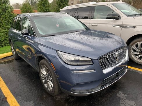 Used 2022 Lincoln Corsair AWD w/ Premium Package image 4