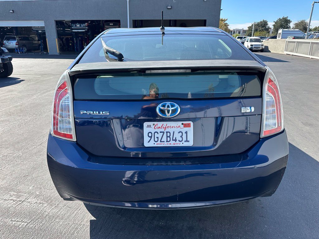 Used 2015 Toyota Prius Two FWD image 3
