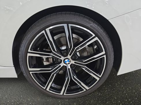 Used 2023 BMW 230i Coupe w/ Convenience Package RWD image 28